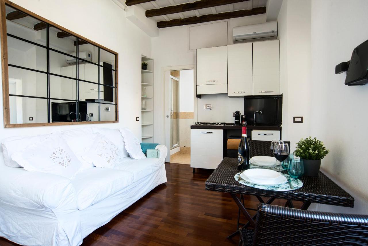 Navona New Charme Art Apartament Rome Exterior photo